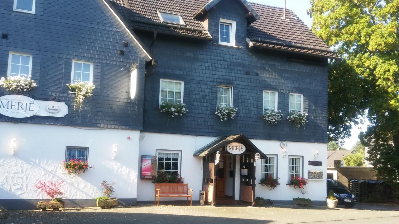 Landgasthof & Hotel "Merje" Kreuztal Luaran gambar